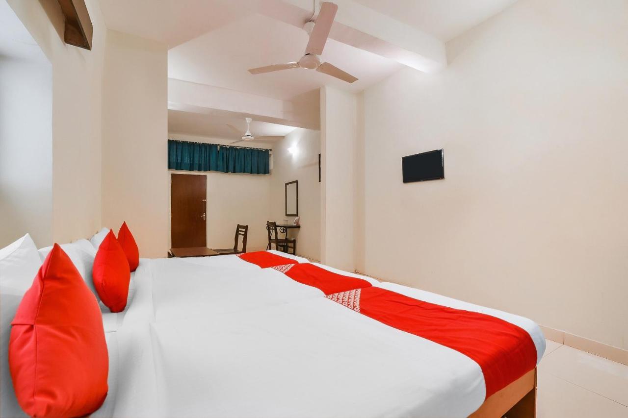 Collection O 76996 Casa Paradiso Panaji Luaran gambar